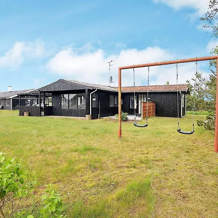 5 Person In Saeby-by Traum * Sæby